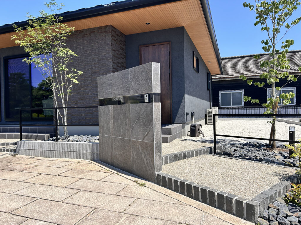 住友林業の和モダン外構